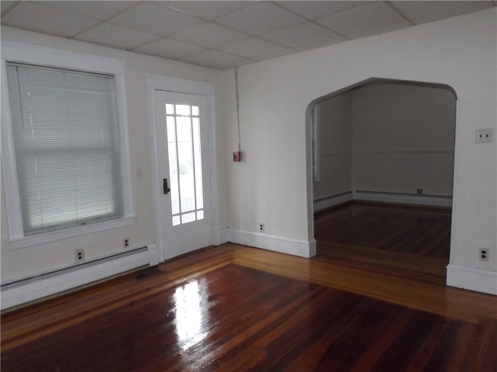 660 Elm Street Woonsocket, RI 02895 - Photo 5 of 40