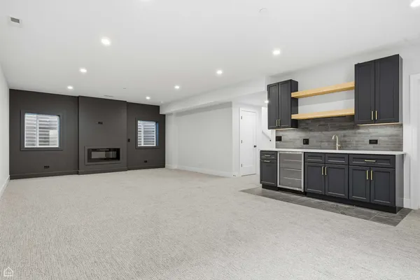 $1,595,000 | 1220 Courtland Avenue, Park Ridge, IL 60068
