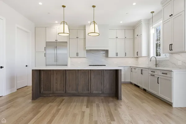 $1,595,000 | 1220 Courtland Avenue, Park Ridge, IL 60068