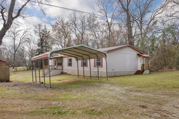 a house that has a backyard