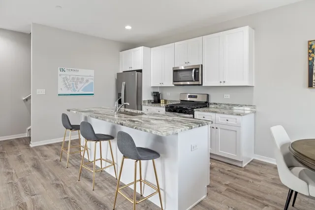 $335,000 | 1220 Gillespie Lane, Yorkville, IL 60560