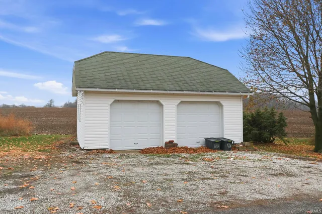 $425,000 | 3192 County Road 800 South, Unit 2, La Fontaine, IN 46940