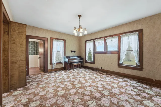 $425,000 | 3192 County Road 800 South, Unit 2, La Fontaine, IN 46940