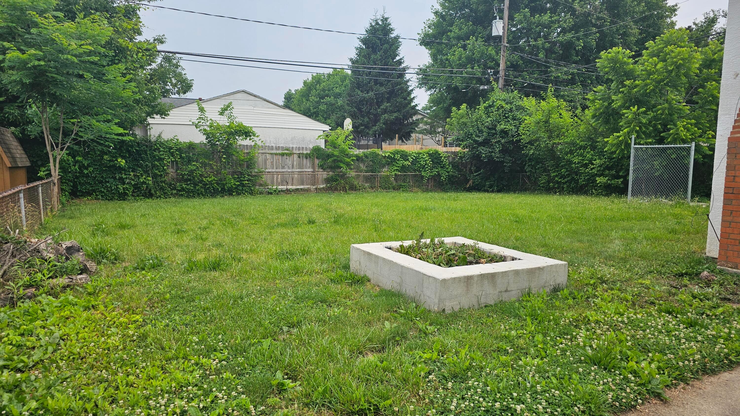 2515 Ilene Road Columbus, OH 43232 - Photo 26 of 27 20230619_094631