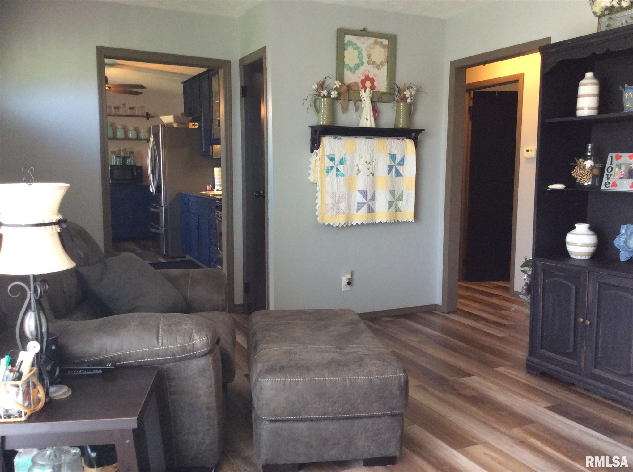 308 Dix-Irving Road Dix, IL 62830 - Photo 7 of 50 Gallery Image 7