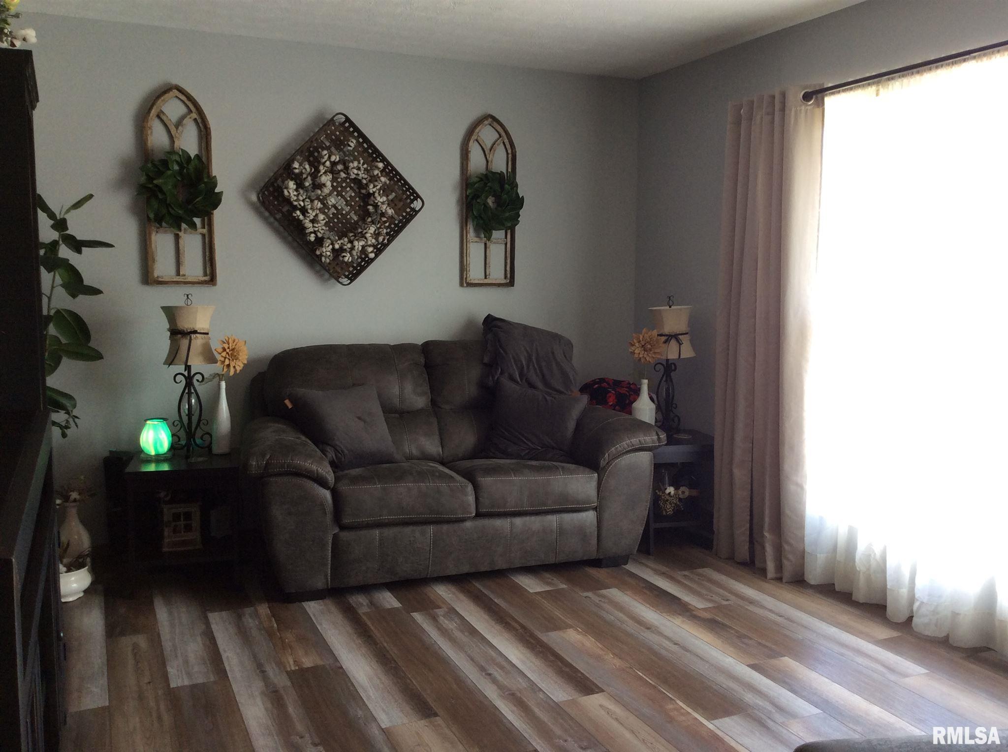 308 Dix-Irving Road Dix, IL 62830 - Photo 8 of 50 Gallery Image 8