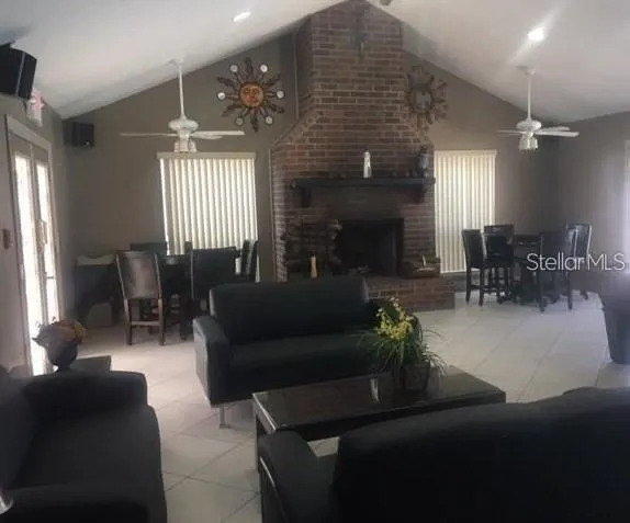 $1,339 | 1400 Gandy Boulevard North, Unit 1610, St. Petersburg, FL 33702