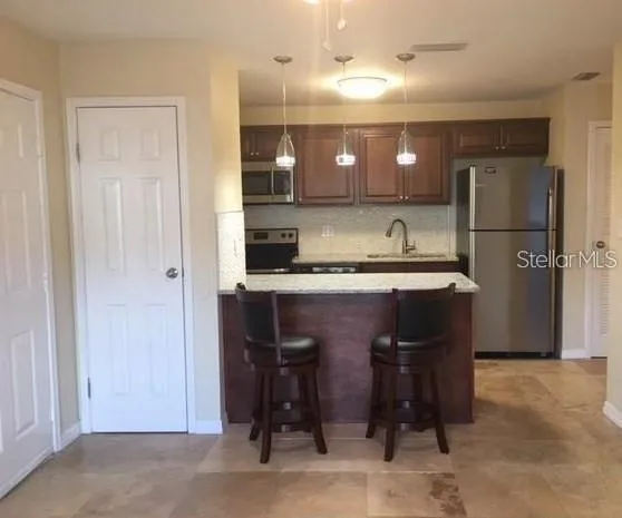 $1,339 | 1400 Gandy Boulevard North, Unit 1610, St. Petersburg, FL 33702