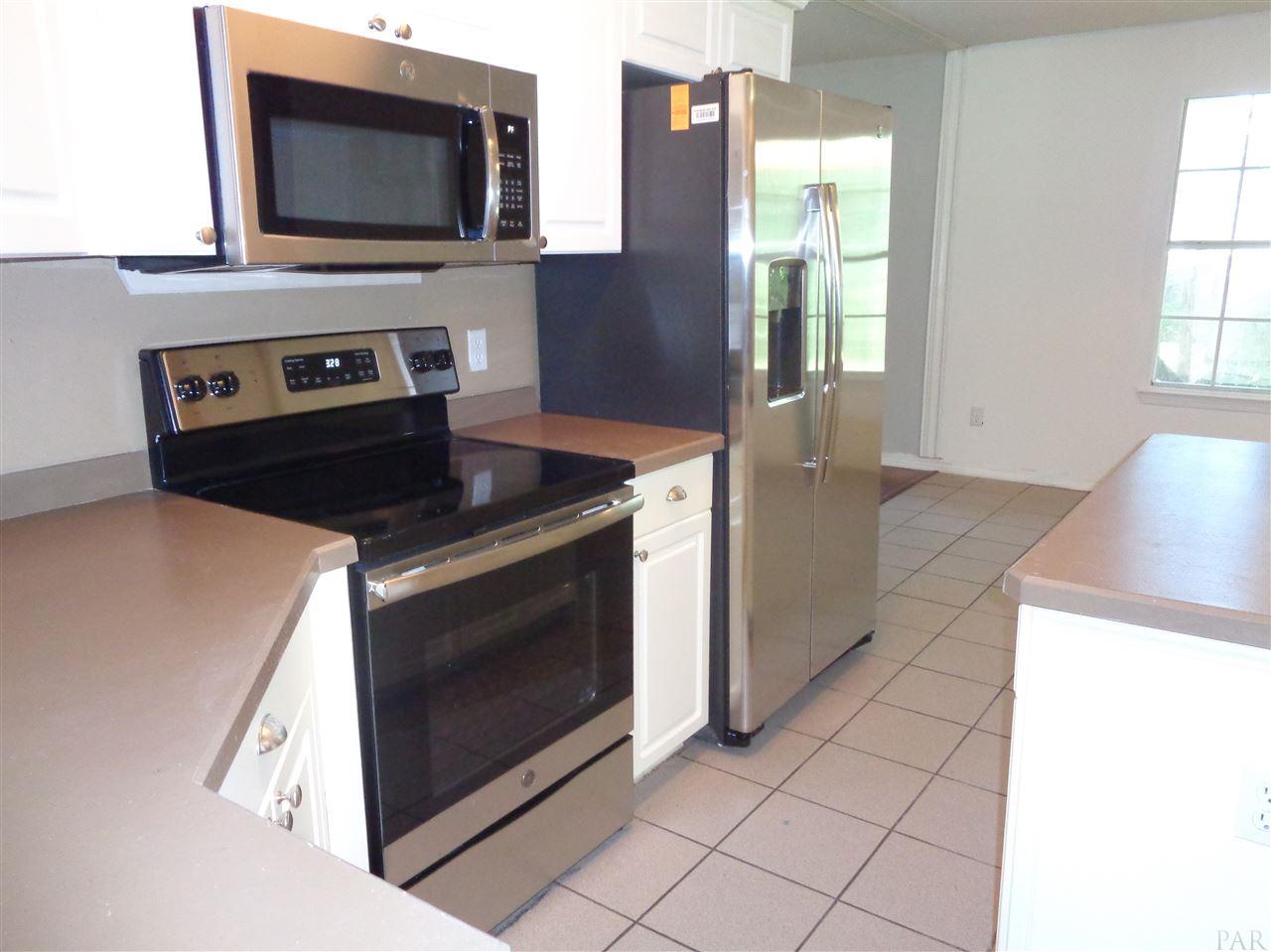 3014 East Kingsfield Road Pensacola, FL 32514 - Photo 17 of 36 Gallery Image 17