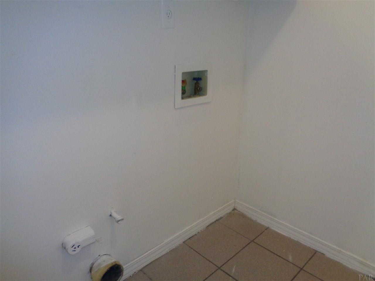 3014 East Kingsfield Road Pensacola, FL 32514 - Photo 23 of 36 Gallery Image 23