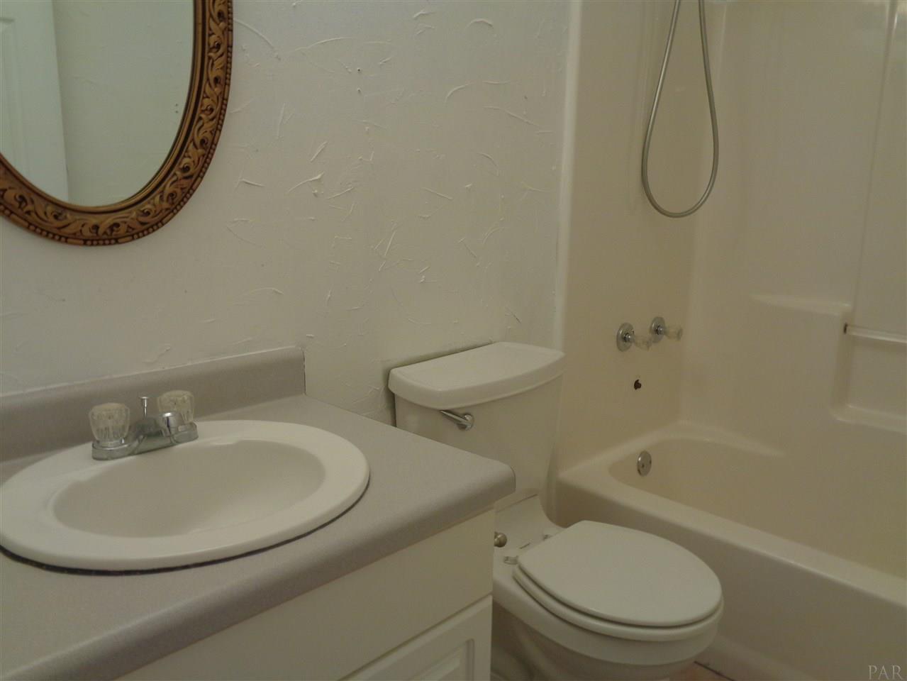 3014 East Kingsfield Road Pensacola, FL 32514 - Photo 26 of 36 Gallery Image 26