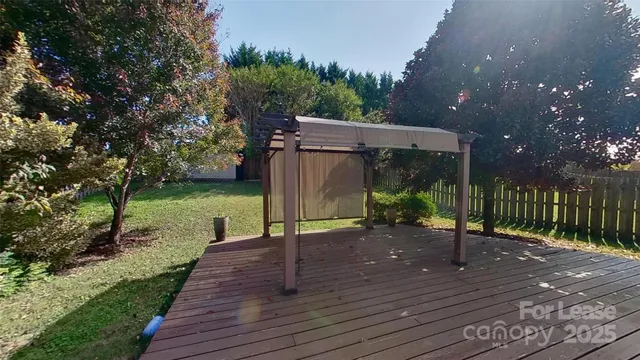 $2,250 | 4813 Stowe Derby Drive, Charlotte, NC 28278