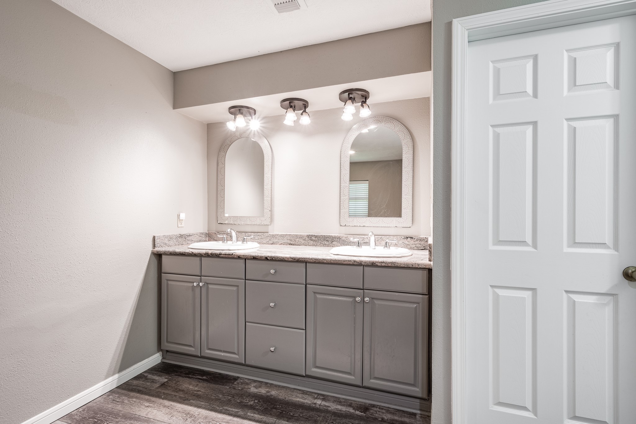 4821 Lawrence Road Baytown, TX 77523 - Photo 22 of 48