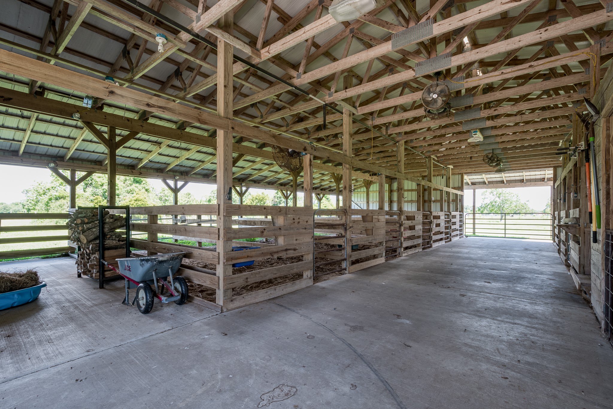 4821 Lawrence Road Baytown, TX 77523 - Photo 37 of 48