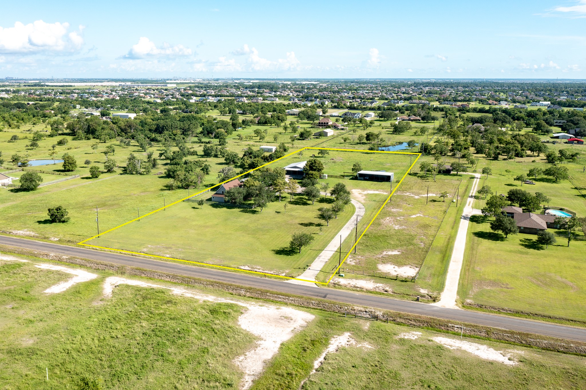 4821 Lawrence Road Baytown, TX 77523 - Photo 39 of 48