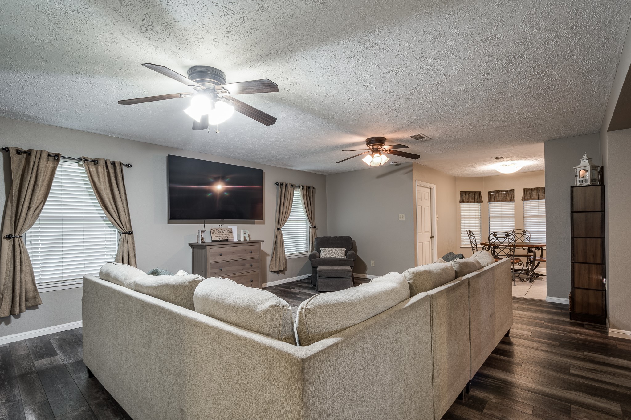 4821 Lawrence Road Baytown, TX 77523 - Photo 9 of 48