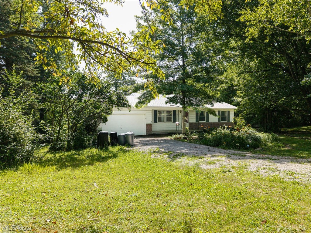 8061 Yoder Road Seville, OH 44273 - Photo 3 of 22 Gallery Image 3