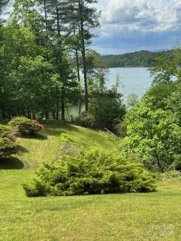 $729,900 | 240 Goshen Terrace, Wilkesboro, NC 28697