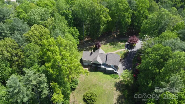 $729,900 | 240 Goshen Terrace, Wilkesboro, NC 28697