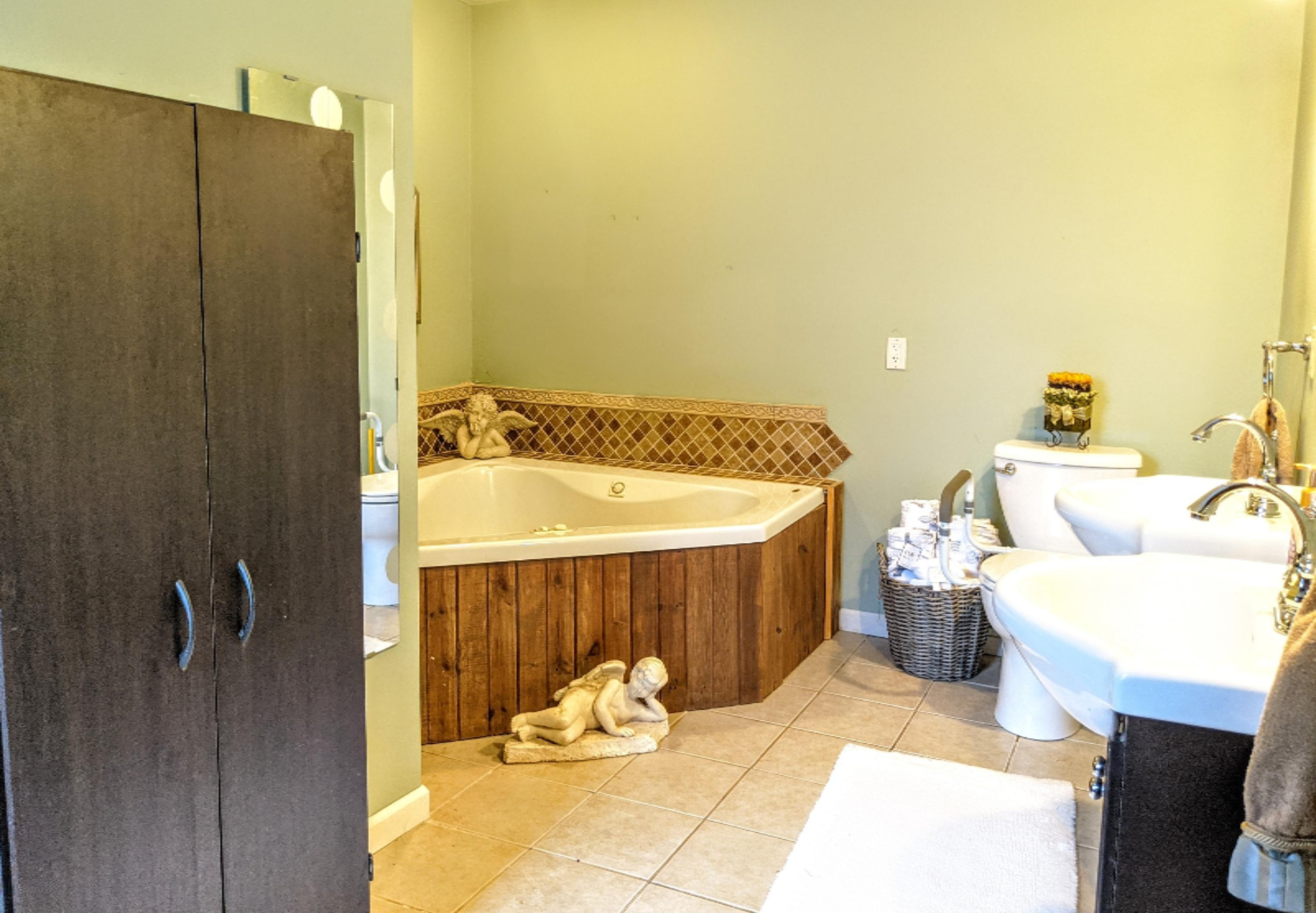 11415 Winfield Road Jonesville, MI 49250 - Photo 17 of 36 67DDE0C8-596F-4745-8AE7-3316FB017D52