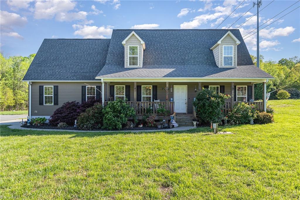 116 Potters Trail Thomasville, NC 27360 - Photo 2 of 27
