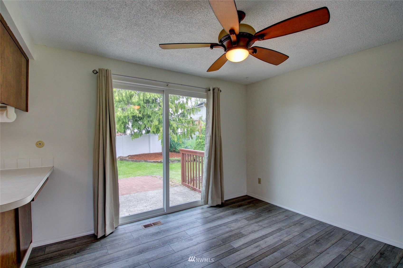 2301 Martin Road Mount Vernon, WA 98273 - Photo 9 of 35 Gallery Image 9