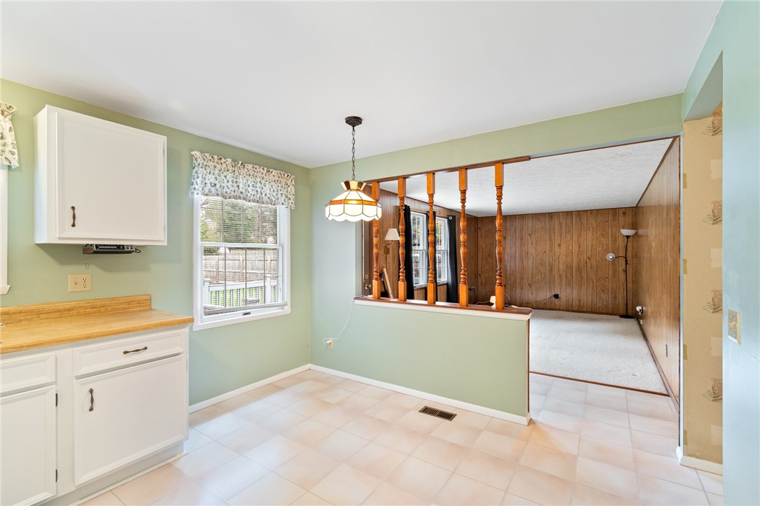 1540 Waterford Road Walworth, NY 14568 - Photo 4 of 27