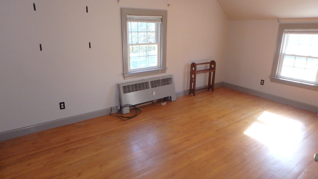 16 Valentine Road Framingham, MA 01702 - Photo 13 of 27 Gallery Image 13