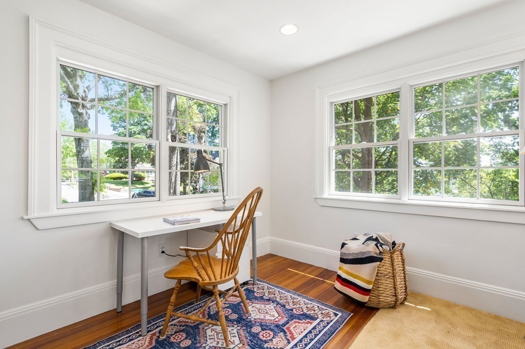 89 Townsend Road Belmont, MA 02478 - Photo 7 of 42 Gallery Image 7