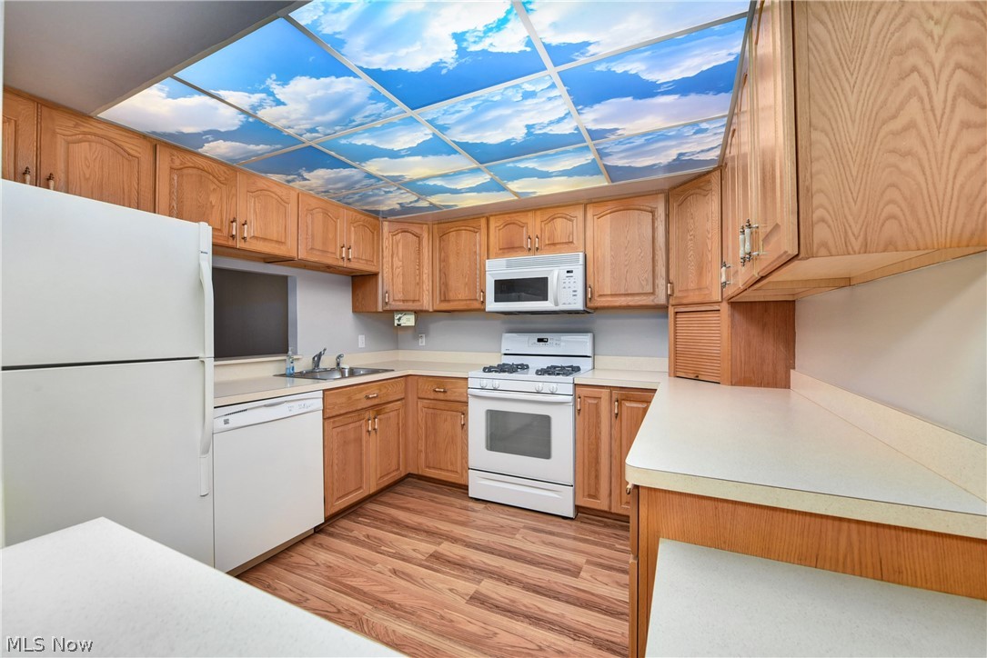 22954 Mastick Road, Unit 203 Cleveland, OH 44126 - Photo 15 of 35