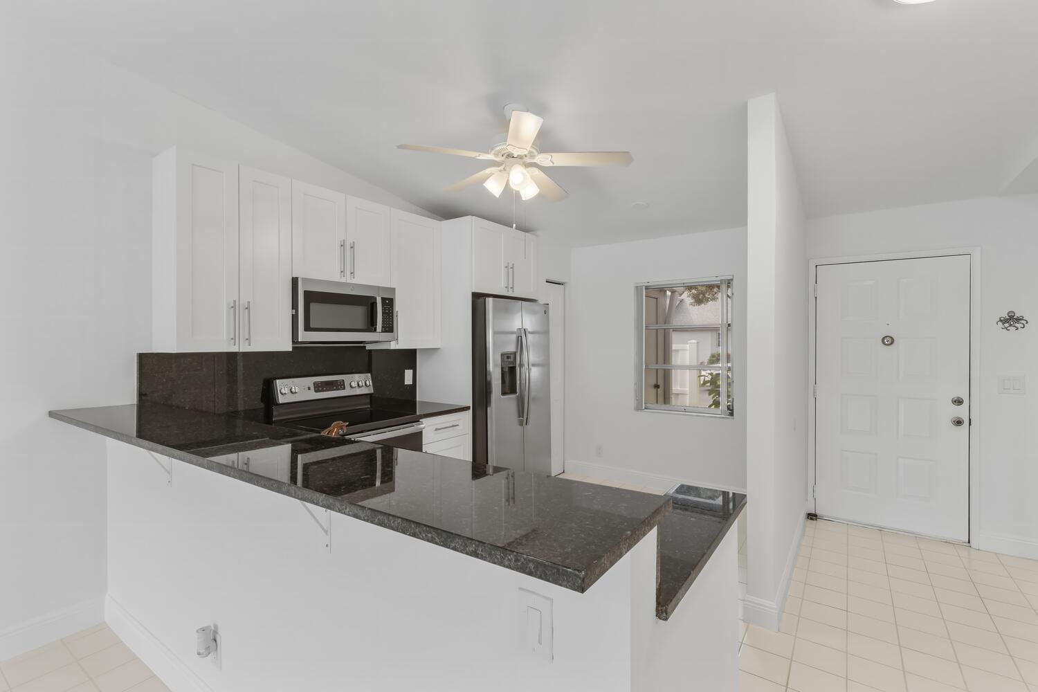8637 Sunbird Place Boca Raton, FL 33496 - Photo 6 of 30 8637 Sunbird Pl Boca Raton FL-large-009-
