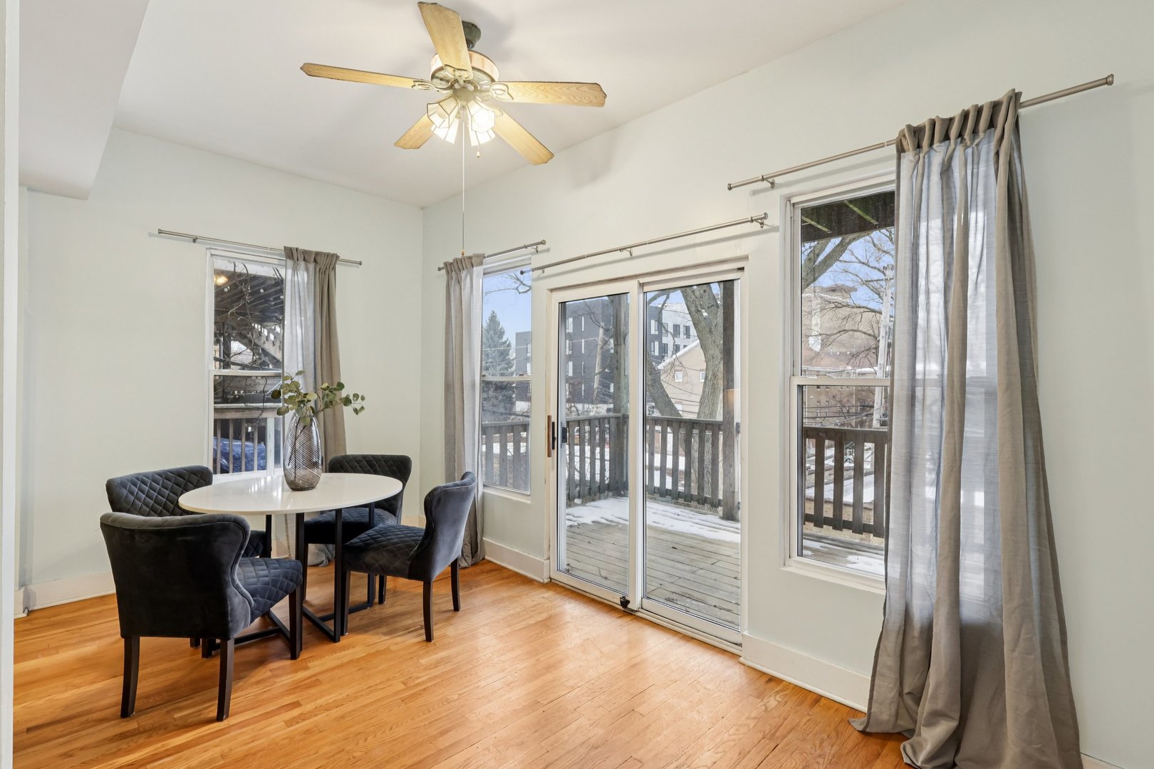 4747 North Malden Street, Unit 2 Chicago, IL 60640 - Photo 9 of 26