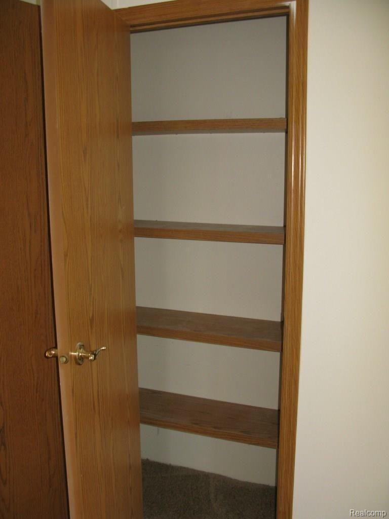 646 Capac Road Allenton, MI 48002 - Photo 32 of 35 IMG_4562.jpg