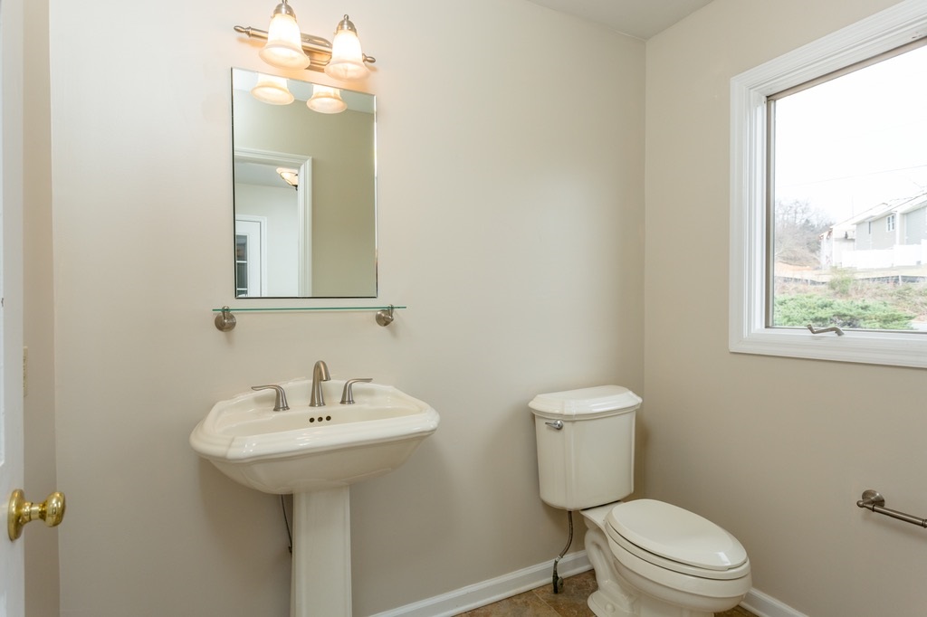 1249 Crescent Road South Harrisonburg, VA 22801 - Photo 30 of 49 Gallery Image 30