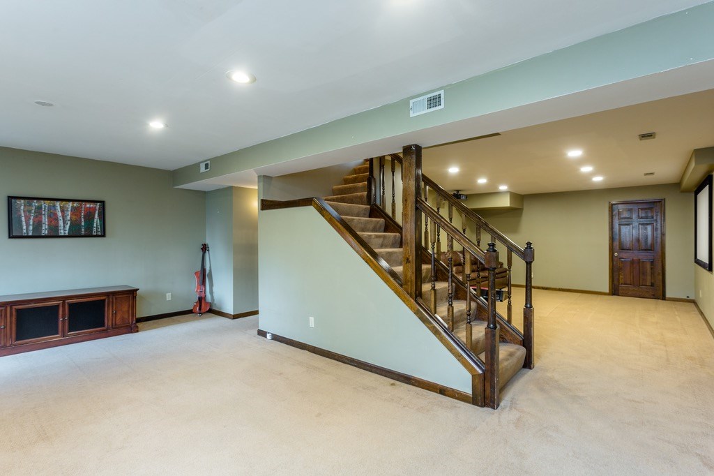 1249 Crescent Road South Harrisonburg, VA 22801 - Photo 33 of 49 Gallery Image 33
