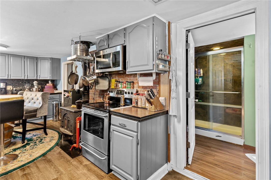 246 Nelson Capwell Road Coventry, RI 02827 - Photo 14 of 31