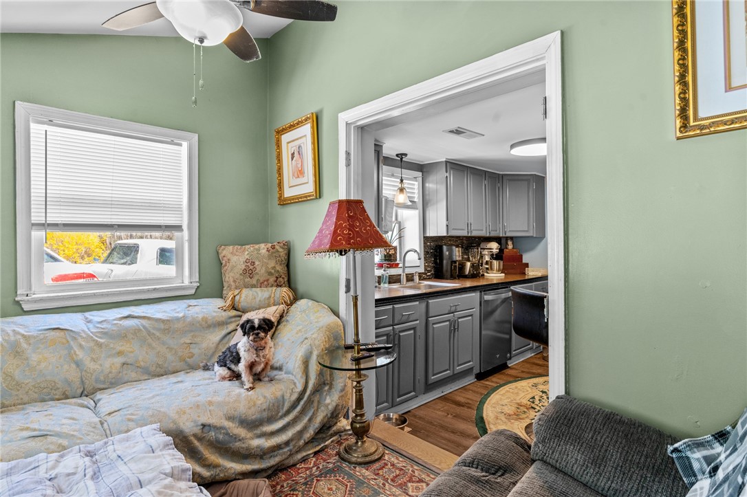 246 Nelson Capwell Road Coventry, RI 02827 - Photo 8 of 31