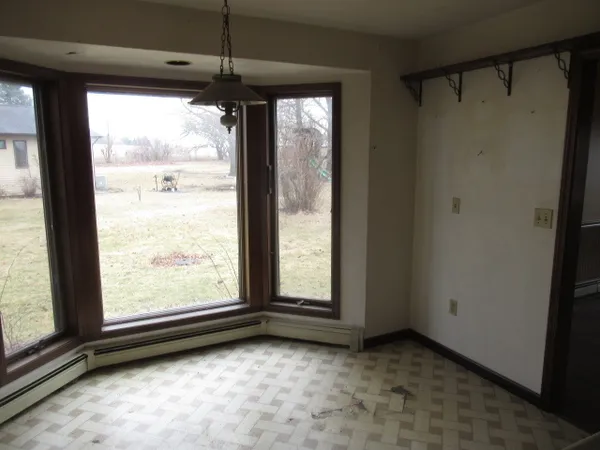 $359,900 | 153 Lake Road, Seymour, IL 61875