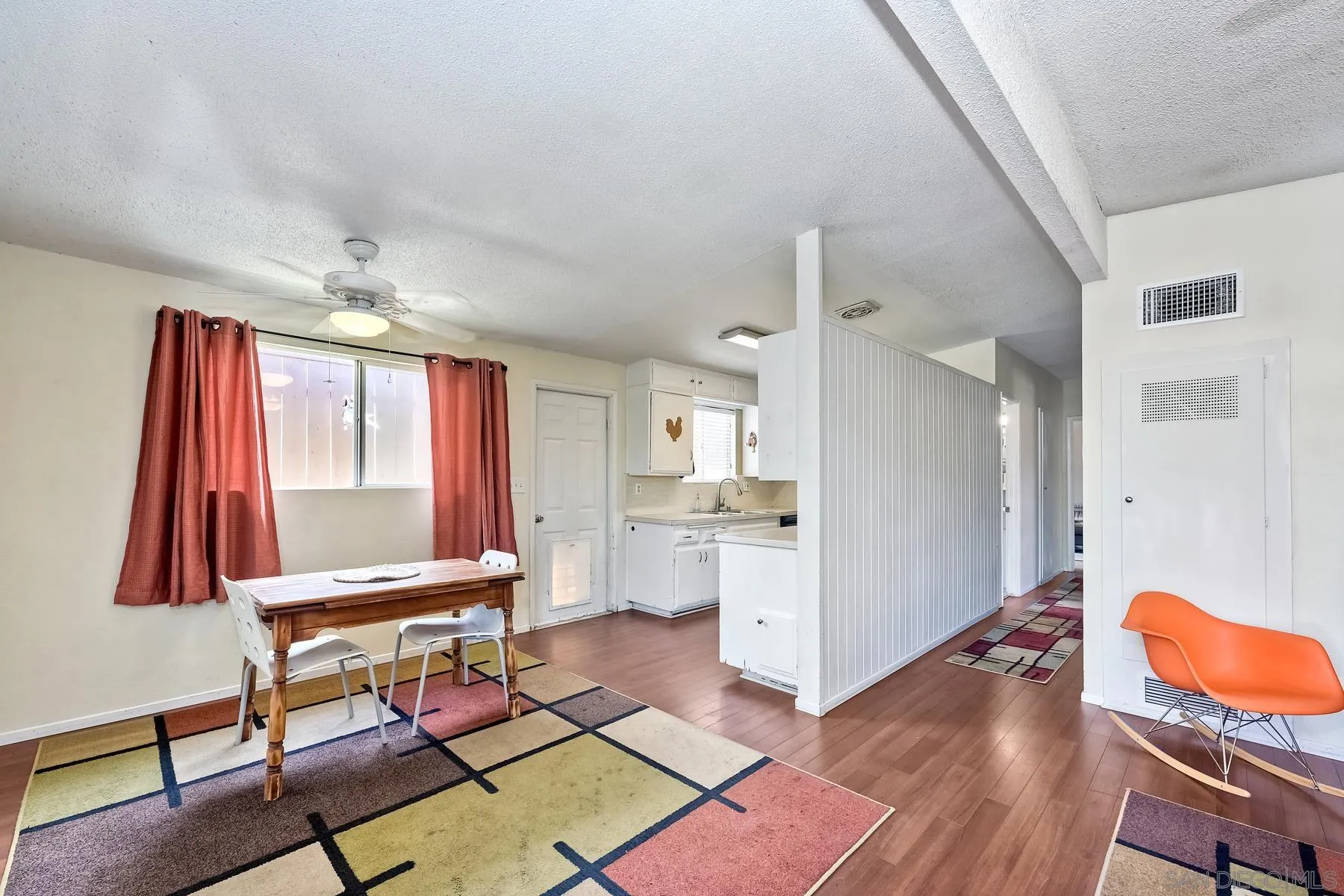 9267 Fairlawn Street Santee, CA 92071 - Photo 10 of 25 a room with furniture and a window
