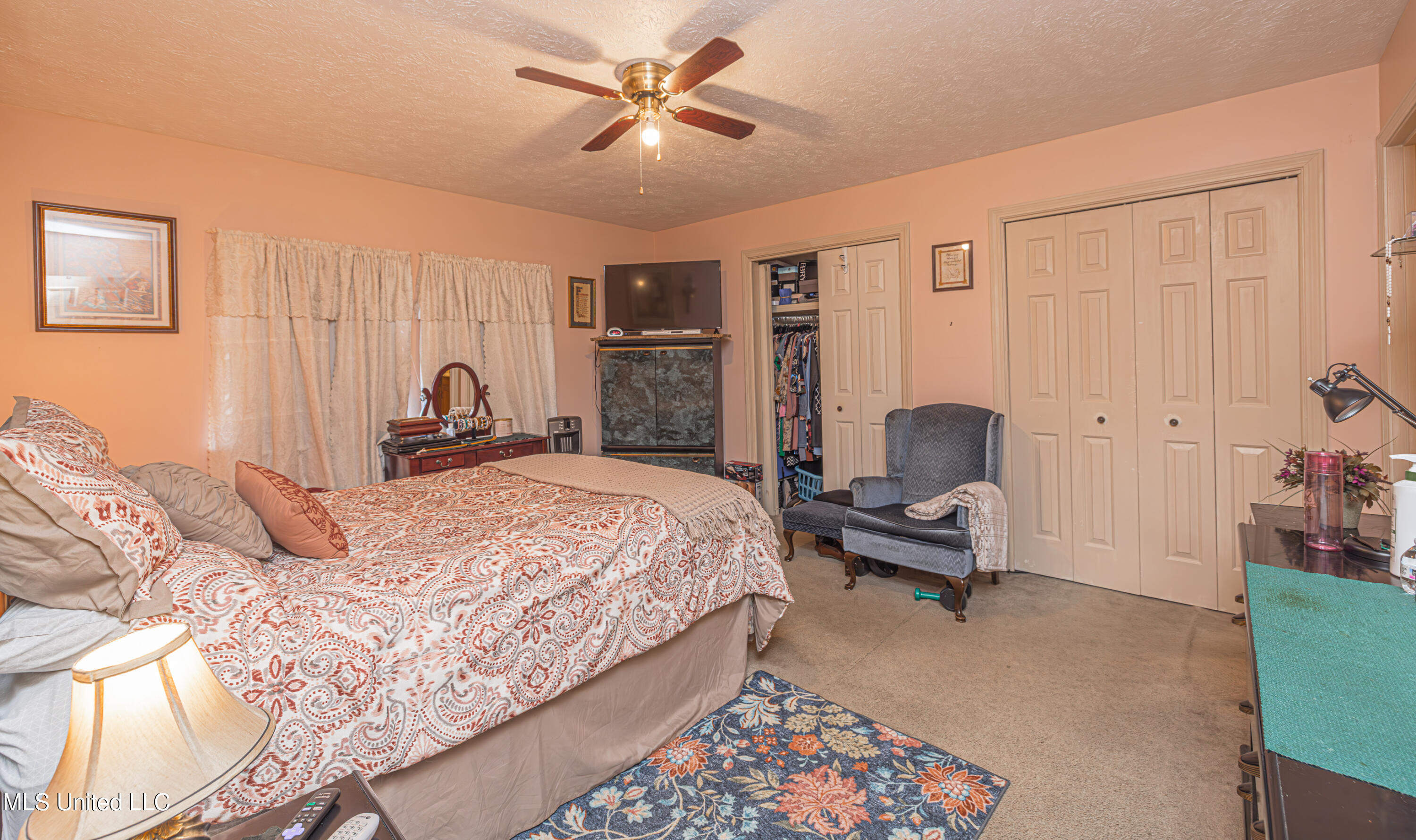 4 River Oaks Place, Unit A Jackson, MS 39211 - Photo 13 of 20 1R4A0705