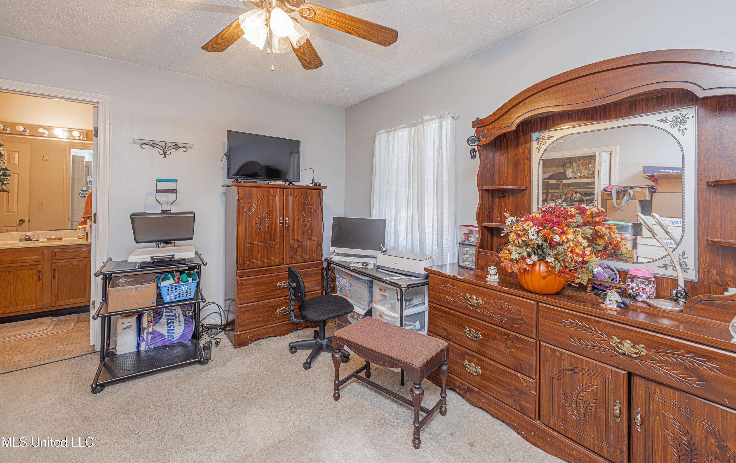 4 River Oaks Place, Unit A Jackson, MS 39211 - Photo 17 of 20 1R4A0709