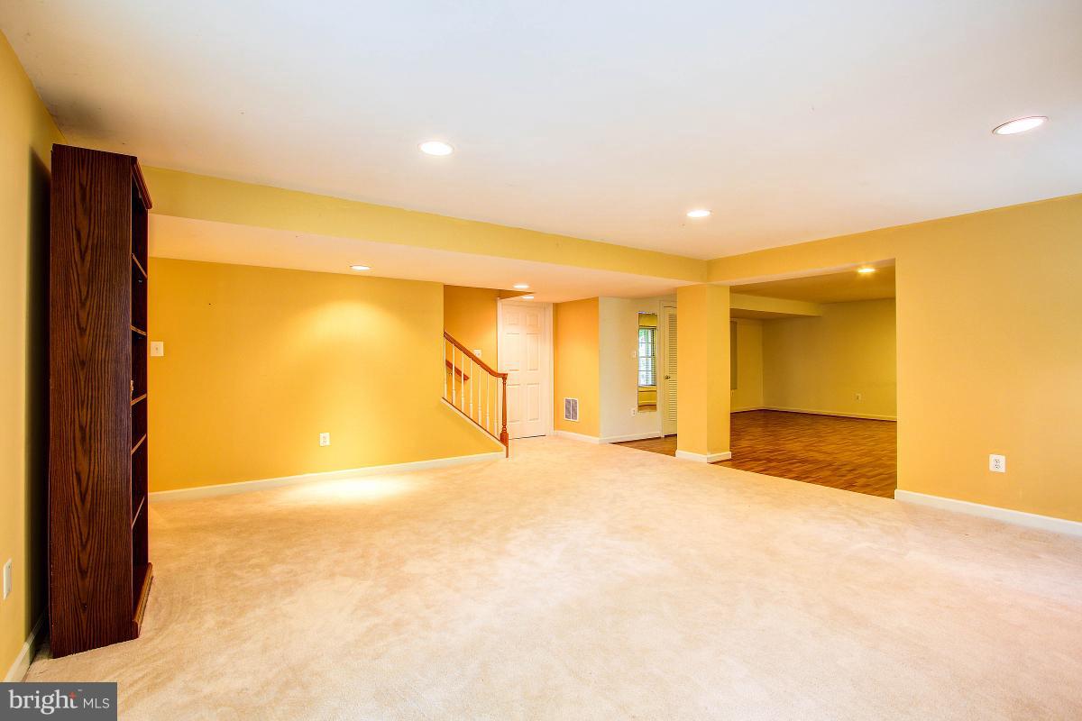 18711 Olney Mill Road Olney, MD 20832 - Photo 25 of 30 Recreation Room