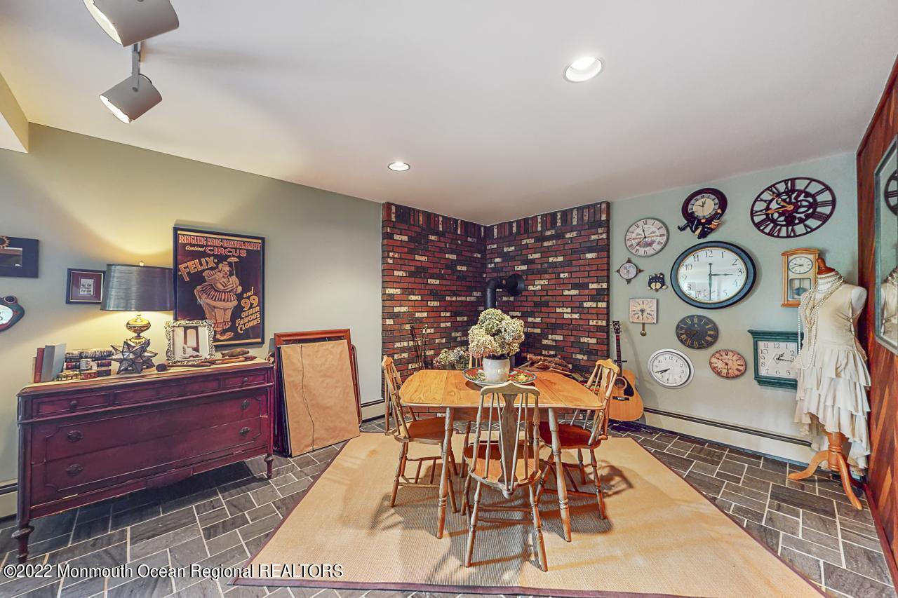 9 Hook Harbor Road Atlantic Highlands, NJ 07716 - Photo 25 of 31 Extended Family Room