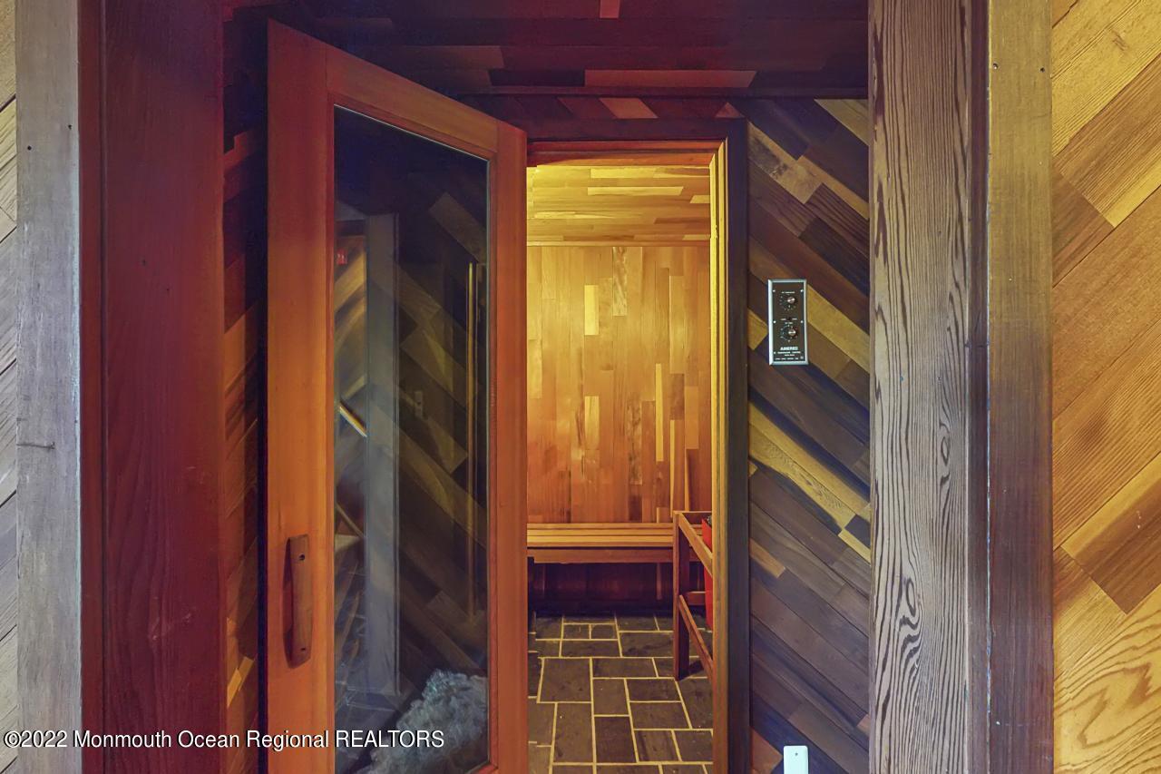 9 Hook Harbor Road Atlantic Highlands, NJ 07716 - Photo 27 of 31 Sauna