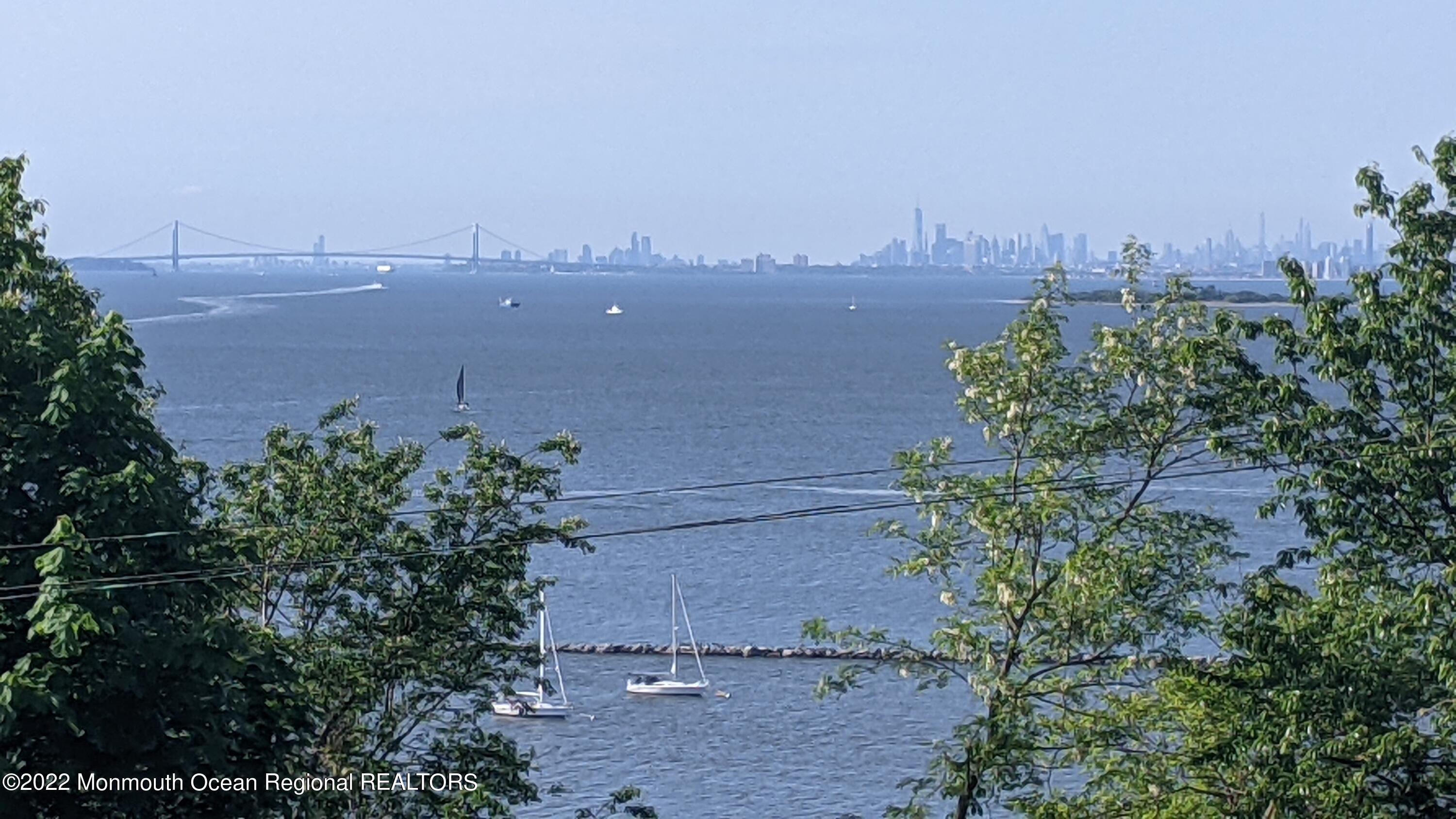 9 Hook Harbor Road Atlantic Highlands, NJ 07716 - Photo 9 of 31 NYC Skyline