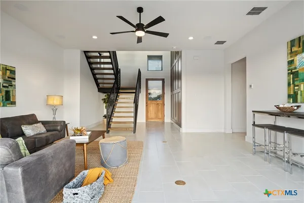 $2,895,000 | 171 Pointview Drive, Granite Shoals, TX 78654