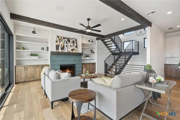 $2,895,000 | 171 Pointview Drive, Granite Shoals, TX 78654