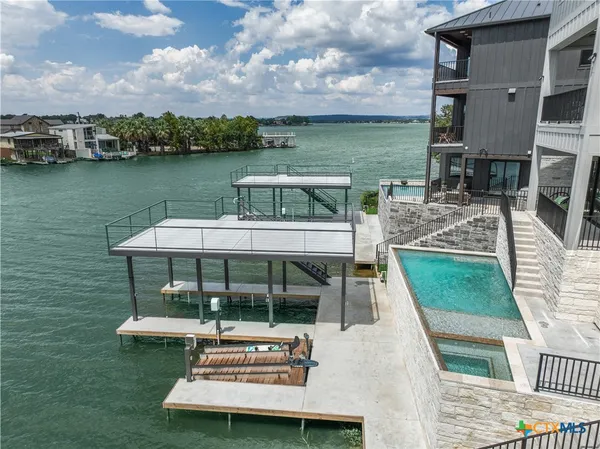 $2,895,000 | 171 Pointview Drive, Granite Shoals, TX 78654