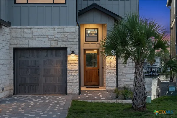 $2,895,000 | 171 Pointview Drive, Granite Shoals, TX 78654