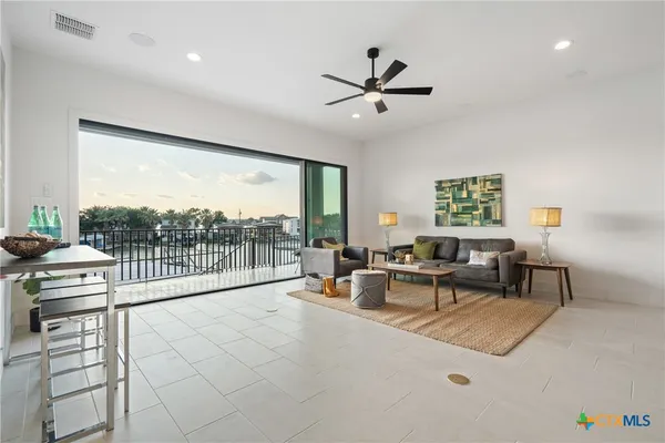 $2,895,000 | 171 Pointview Drive, Granite Shoals, TX 78654